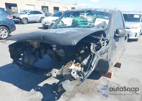 2000 Chevrolet Silverado 1500 Ls from USA, damaged, VIN 1GCEC14T2YZ340152